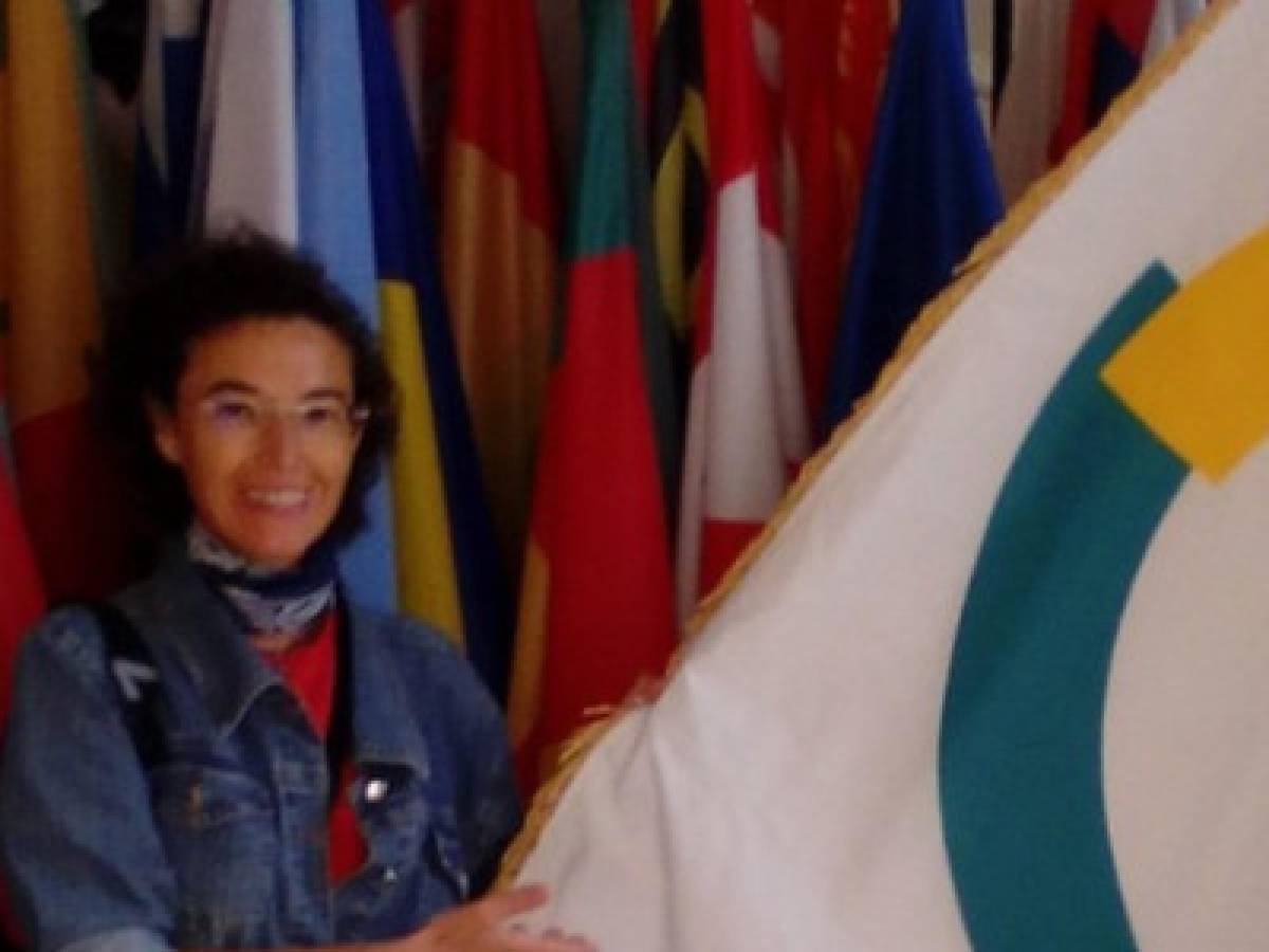 chiara mocchi chi 232 l8217insegnante aggredita a bergamo dallo studente di terza media da Ilgiornale.it chiara mocchi chi 232 l8217insegnante aggredita a bergamo dallo studente di terza media