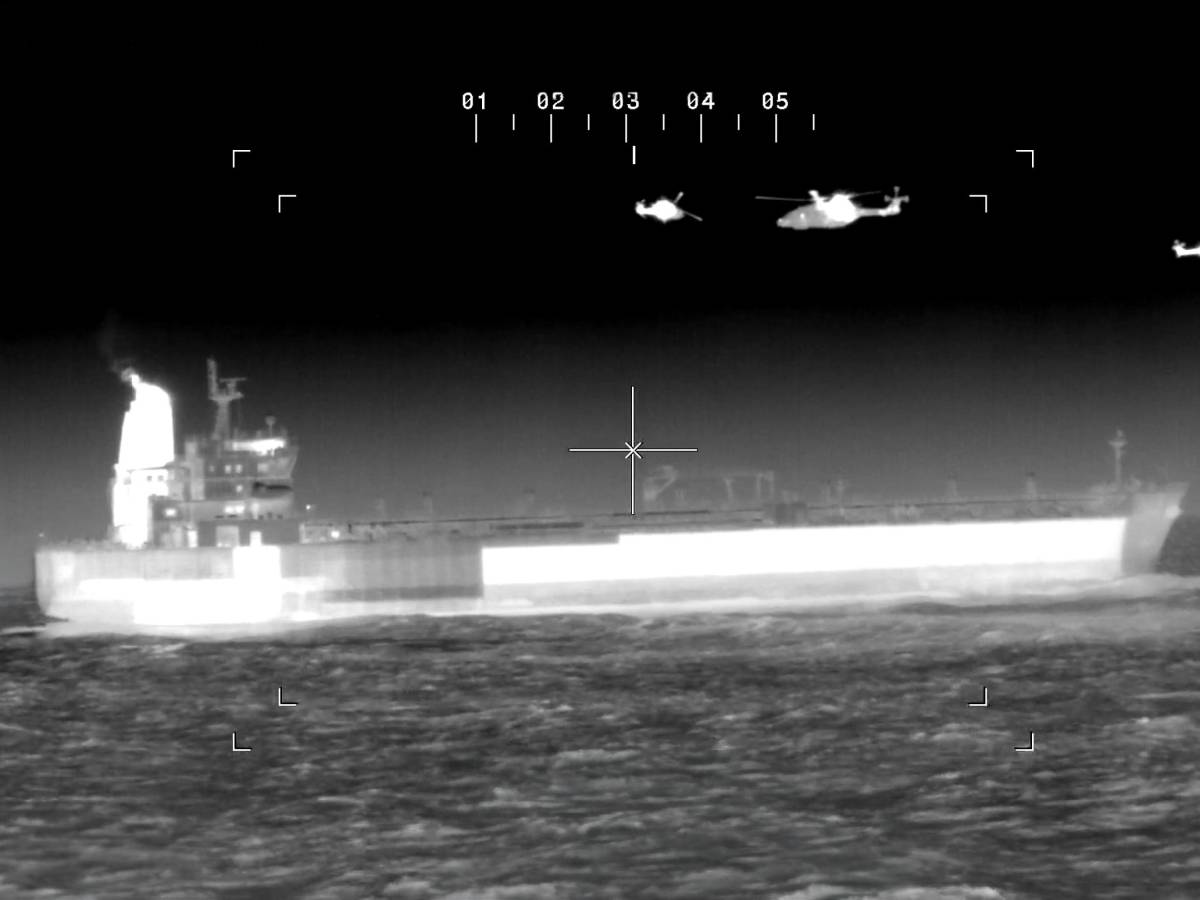 la guerra in iran libera la flotta ombra il trucco di mosca e teheran per aggirare l occidente da Ilgiornale.it la guerra in iran libera la flotta ombra il trucco di mosca e teheran per aggirare l occidente