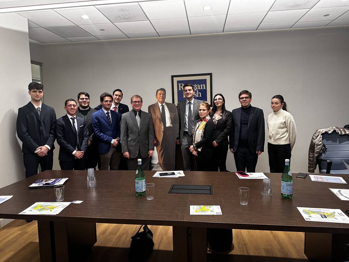 dentro l8217america conservatrice il viaggio de il giornale tra think tank casa bianca e sfida all8217occidente liberal da Ilgiornale.it dentro l8217america conservatrice il viaggio de il giornale tra think tank casa bianca e sfida all8217occidente liberal