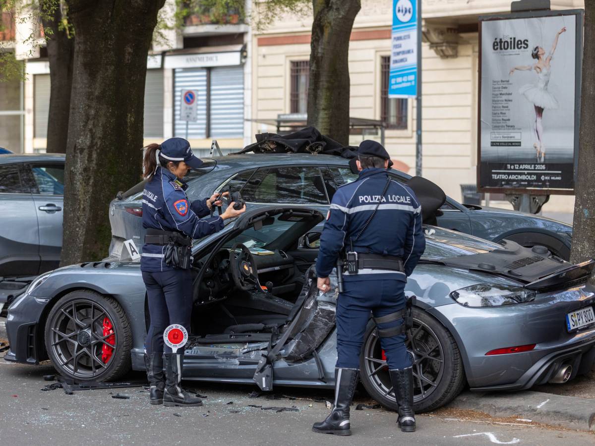 muore in porsche la moda dei baby noleggi dei bolidi da Ilgiornale.it muore in porsche la moda dei baby noleggi dei bolidi