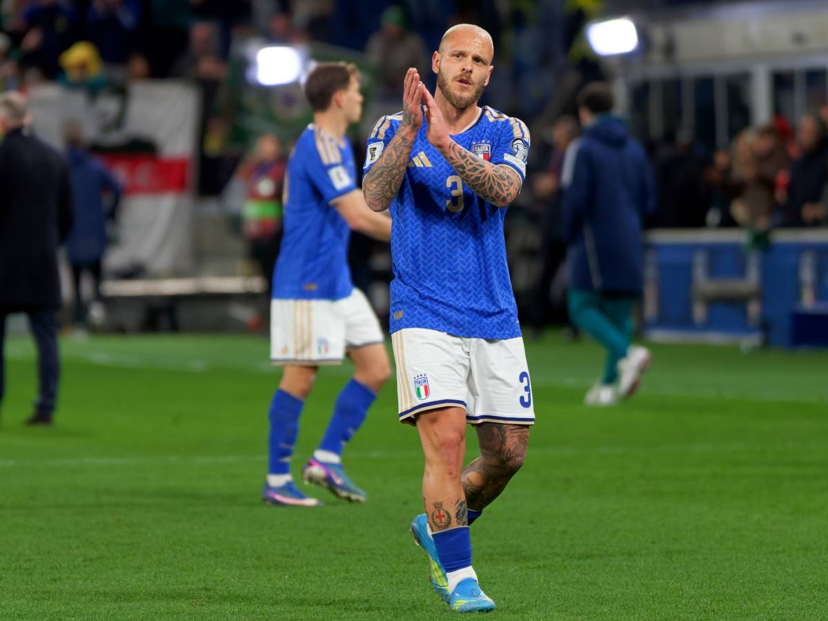 disastro mondiale bufera su dimarco per l esultanza seguita dalla sconfitta il karma da Ilgiornale.it disastro mondiale bufera su dimarco per l esultanza seguita dalla sconfitta il karma