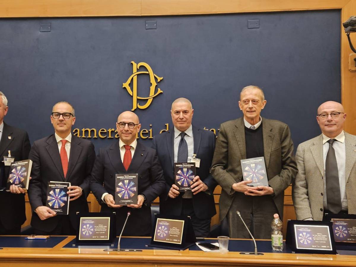 presentato alla camera guerra finanziaria il nuovo libro di angelo paletta da Ilgiornale.it presentato alla camera guerra finanziaria il nuovo libro di angelo paletta