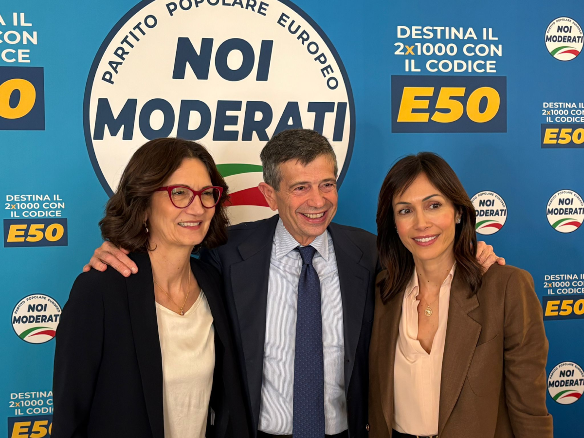 social vietati per under 13 e profili limitati per adolescenti la pdl di noi moderati da Ilgiornale.it social vietati per under 13 e profili limitati per adolescenti la pdl di noi moderati