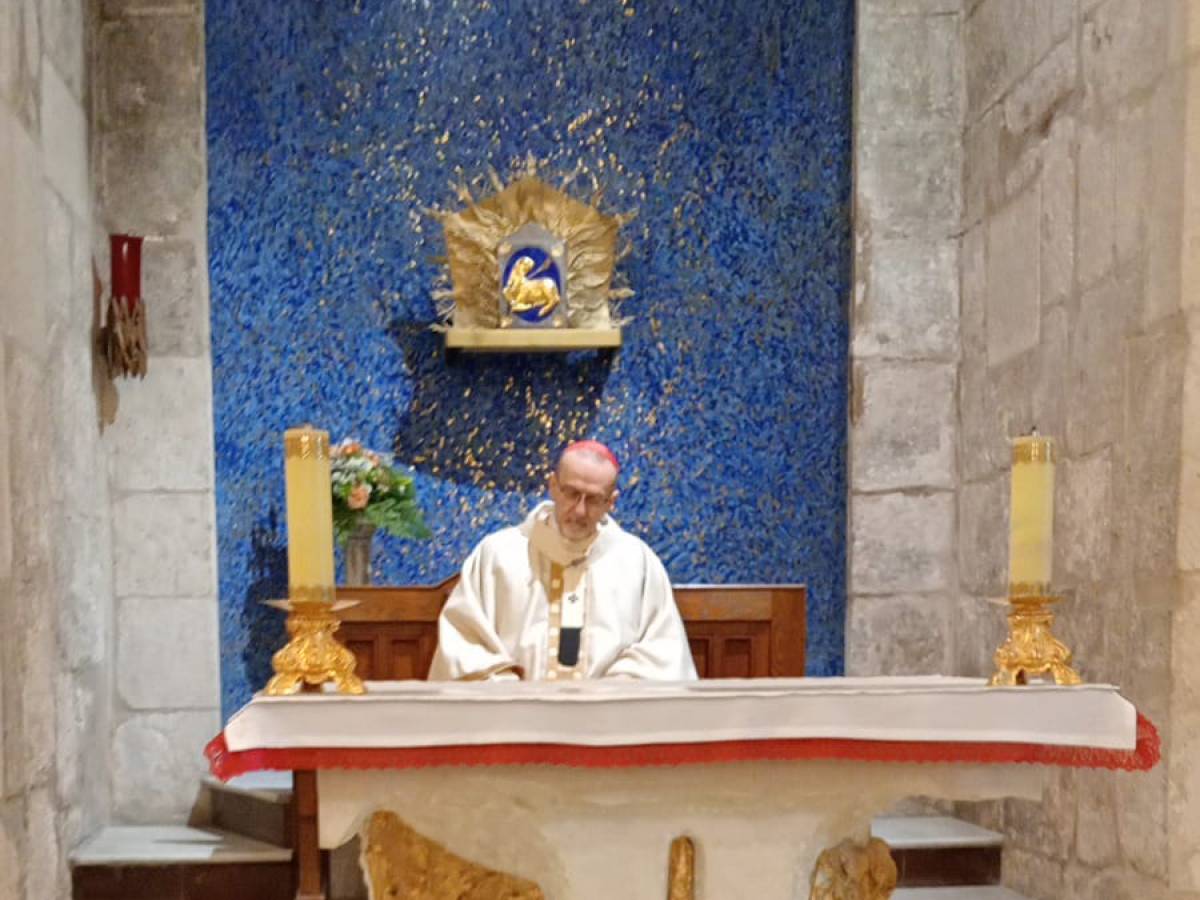 pizzaballa torna al santo sepolcro e celebra la messa da Ilgiornale.it pizzaballa torna al santo sepolcro e celebra la messa