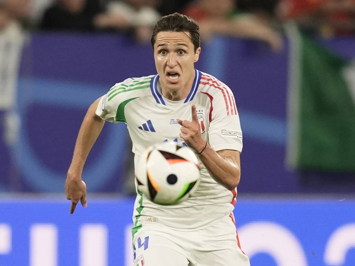 lascia la nazionale ma si allena con il liverpool scoppia la bufera su federico chiesa da Ilgiornale.it lascia la nazionale ma si allena con il liverpool scoppia la bufera su federico chiesa