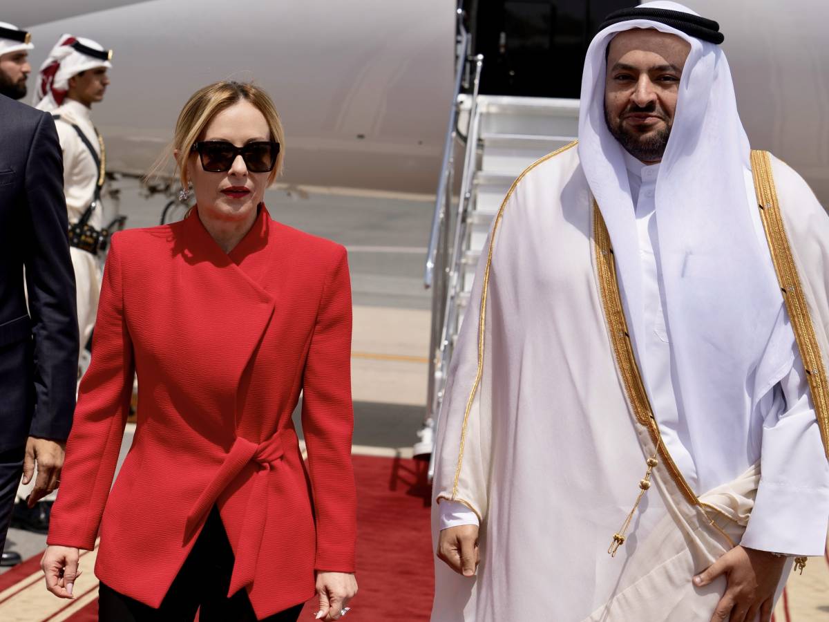 meloni missione in qatar e emirati hormuz prioritario che venga riaperto da Ilgiornale.it meloni missione in qatar e emirati hormuz prioritario che venga riaperto