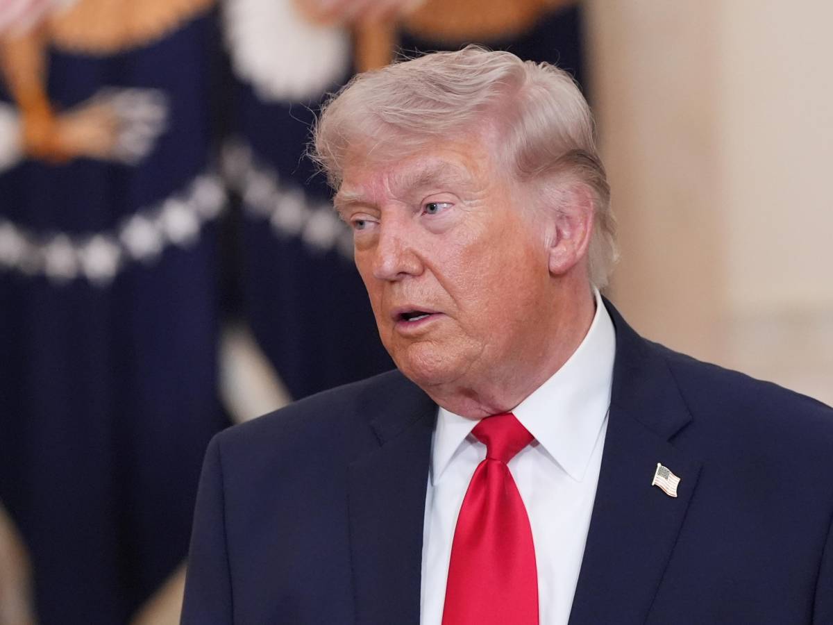 trump ricoverato in ospedale poi la smentita della casa bianca ha lavorato senza sosta da Ilgiornale.it trump ricoverato in ospedale poi la smentita della casa bianca ha lavorato senza sosta