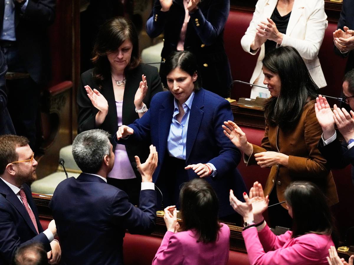 giorgia indica l avversaria 232 elly ma conte reagisce non sceglie lei da Ilgiornale.it giorgia indica l avversaria 232 elly ma conte reagisce non sceglie lei
