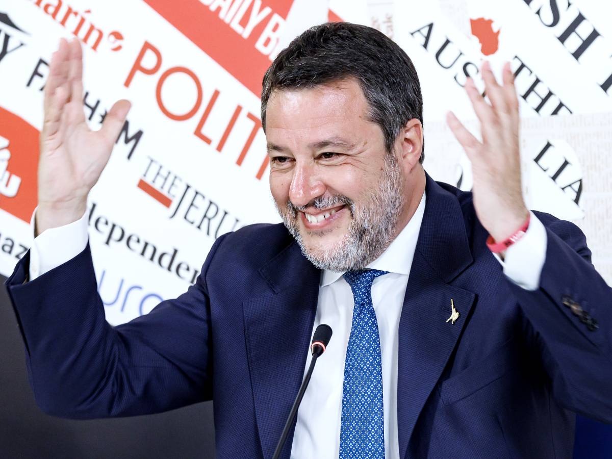 la guerra agli alleati dico basta bombardamenti la sinistra imita il fascismo contro il nostro evento da Ilgiornale.it la guerra agli alleati dico basta bombardamenti la sinistra imita il fascismo contro il nostro evento