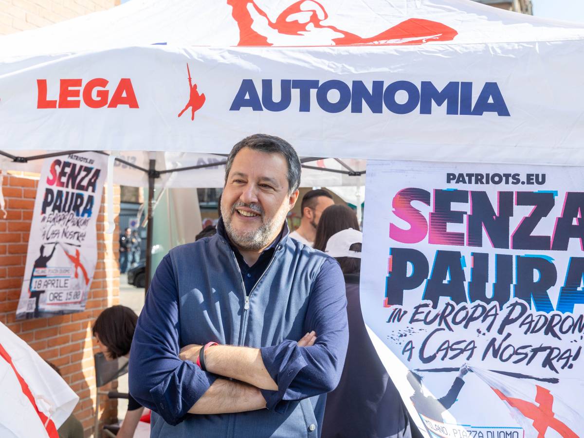 lega in piazza coi patrioti sicurezza e un altra ue da Ilgiornale.it lega in piazza coi patrioti sicurezza e un altra ue