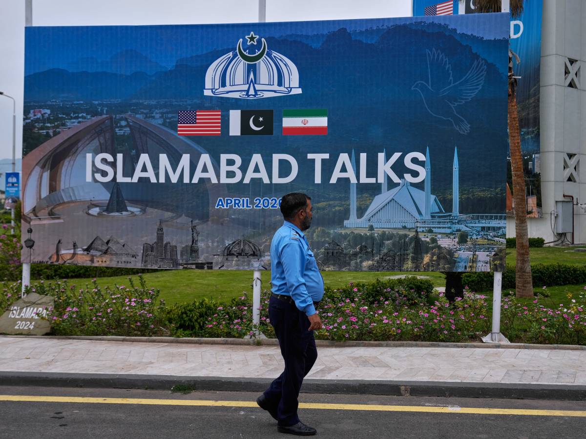 l iran sposta la marina a hormuz e mosca si offre come mediatore da Ilgiornale.it l iran sposta la marina a hormuz e mosca si offre come mediatore