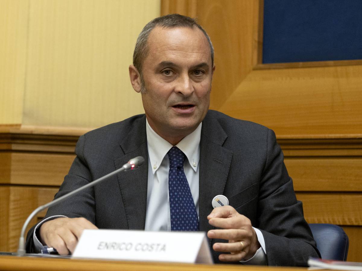 enrico costa 232 il nuovo capogruppo fi alla camera centrodestra moderno si deve occupare di libert224 e diritti da Ilgiornale.it enrico costa 232 il nuovo capogruppo fi alla camera centrodestra moderno si deve occupare di libert224 e diritti