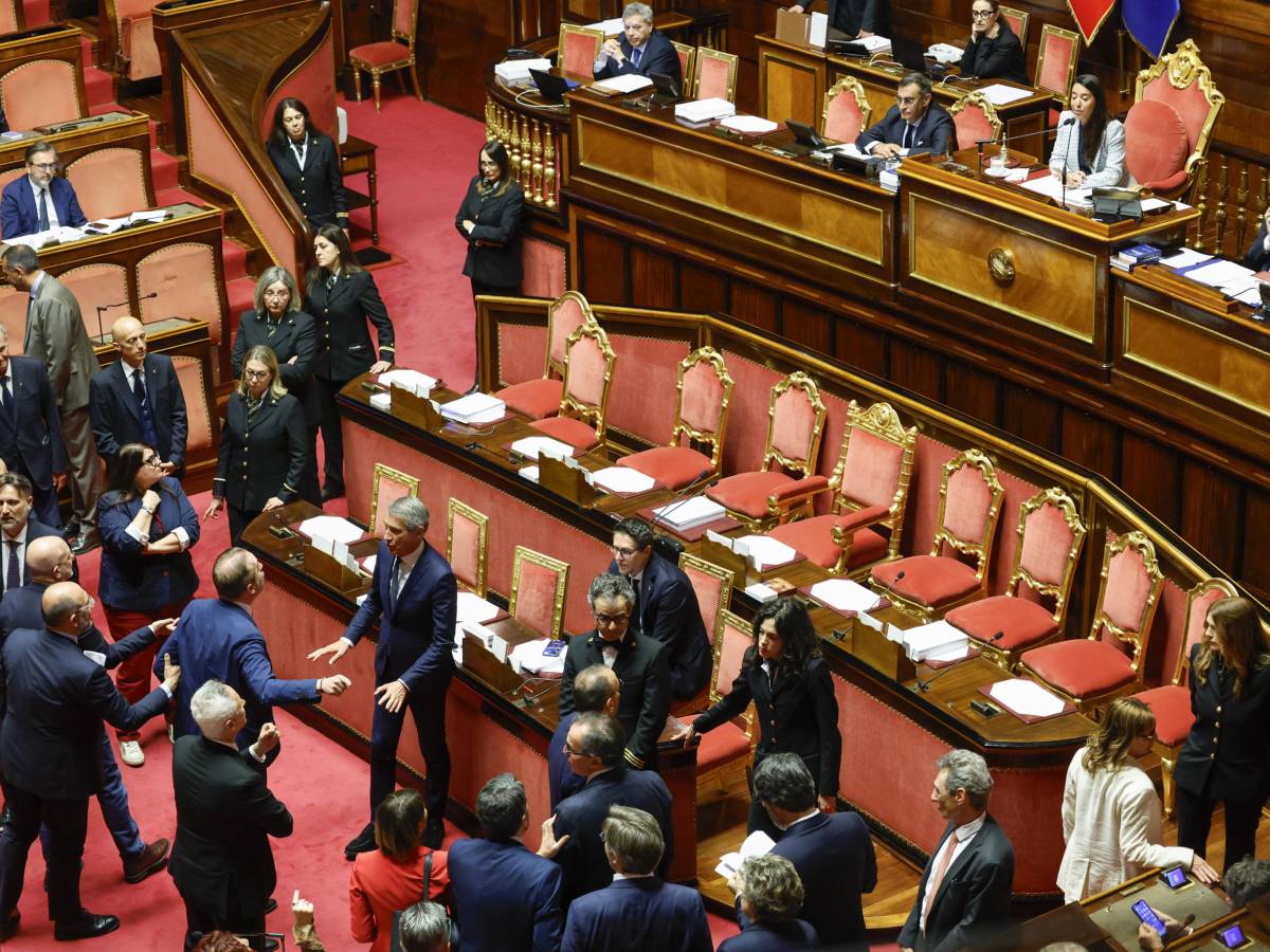 scintille in senato sulla governance rai botta e risposta tra le opposizioni e la vicepresidente ronzulli da Ilgiornale.it scintille in senato sulla governance rai botta e risposta tra le opposizioni e la vicepresidente ronzulli