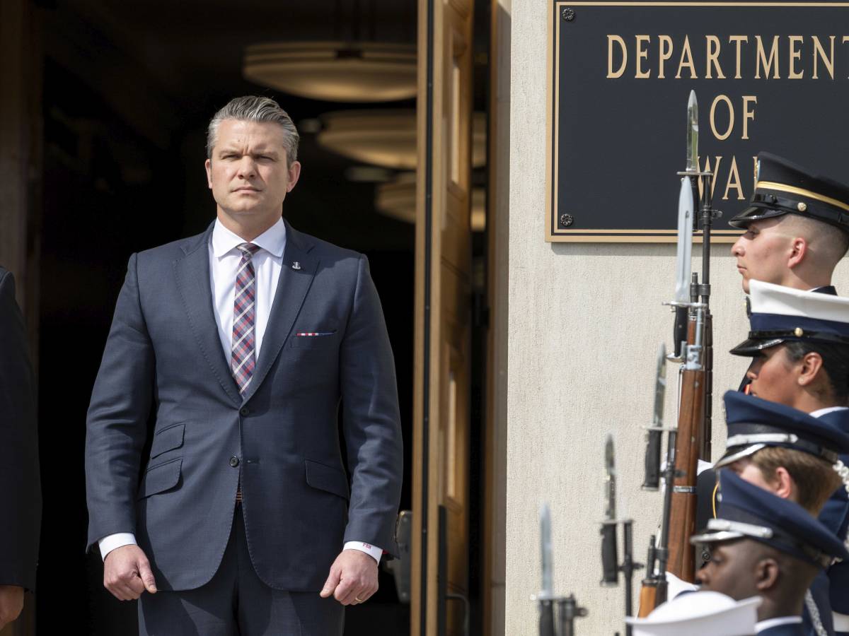 crimini di guerra i dem contro hegseth chiesto l impeachment da Ilgiornale.it crimini di guerra i dem contro hegseth chiesto l impeachment