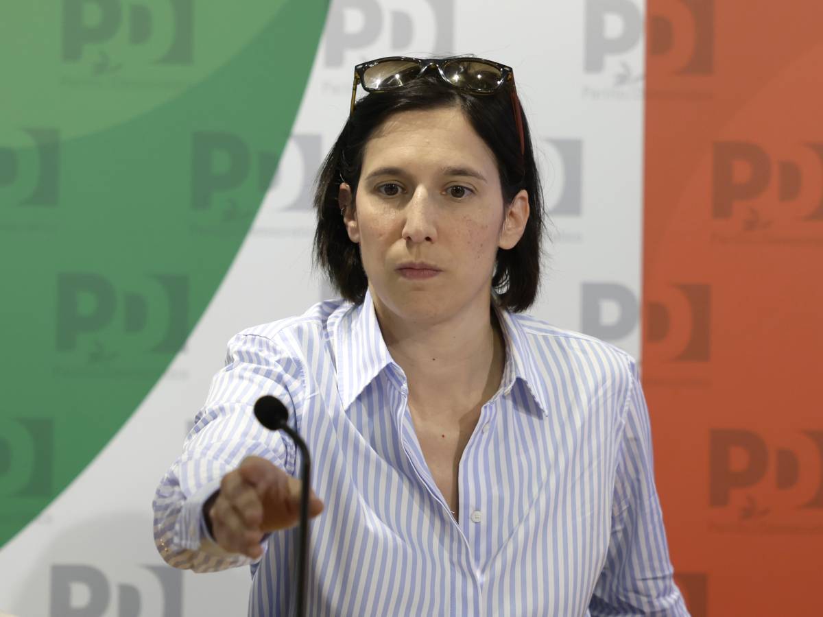 una pattuglia di fedelissimi e i vari cespugli in un pizzino il governo dei sogni di elly da Ilgiornale.it una pattuglia di fedelissimi e i vari cespugli in un pizzino il governo dei sogni di elly