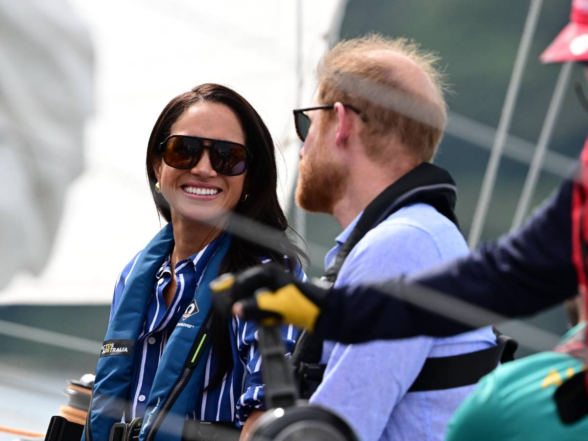 meghan markle incontra i fan in australia ecco quanto costa stringerle la mano da Ilgiornale.it meghan markle incontra i fan in australia ecco quanto costa stringerle la mano