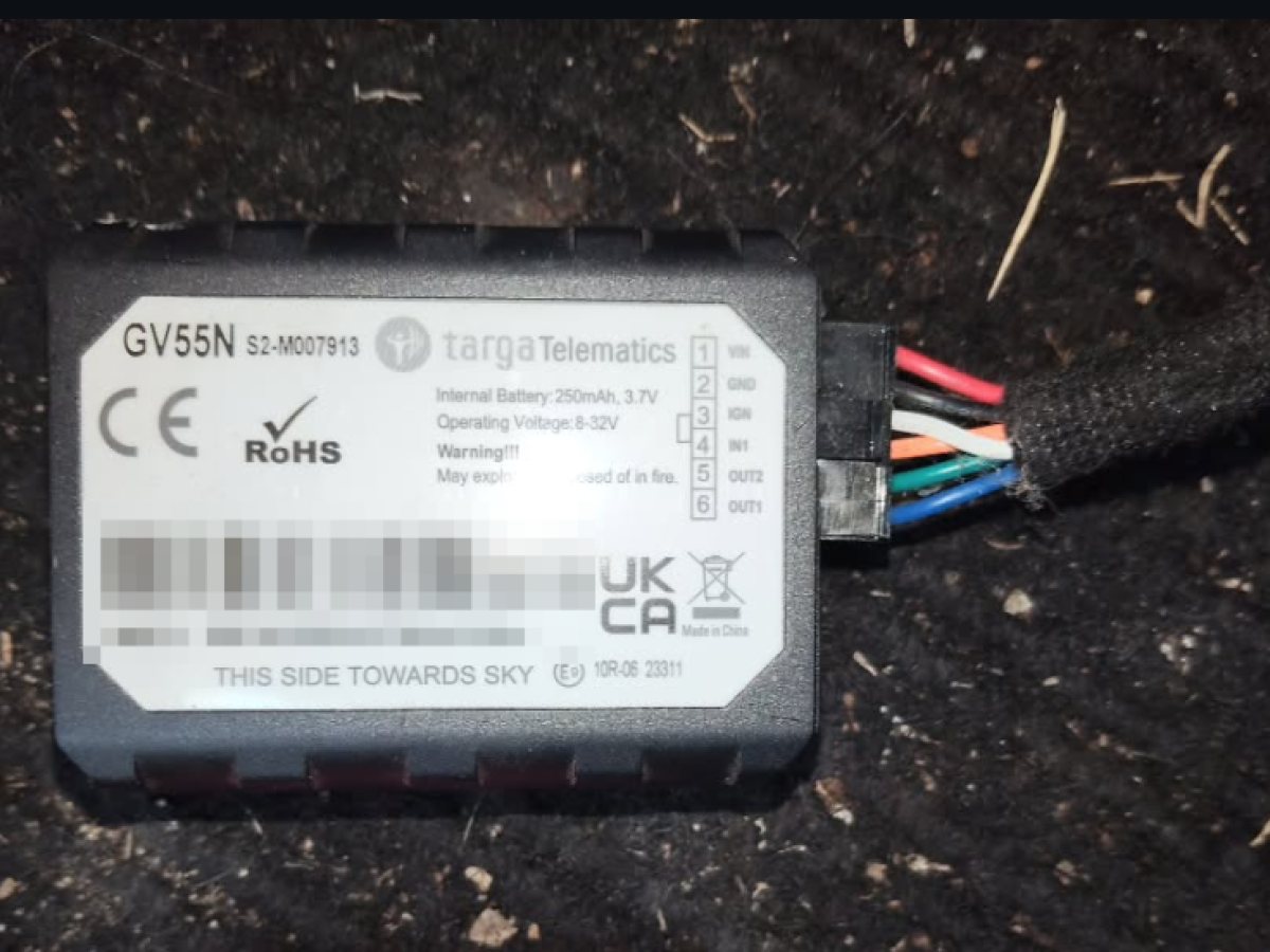 ci controllano la gaffe degli antagonisti pensano di essere spiati ma 232 solo la scatola nera dell assicurazione da Ilgiornale.it ci controllano la gaffe degli antagonisti pensano di essere spiati ma 232 solo la scatola nera dell assicurazione