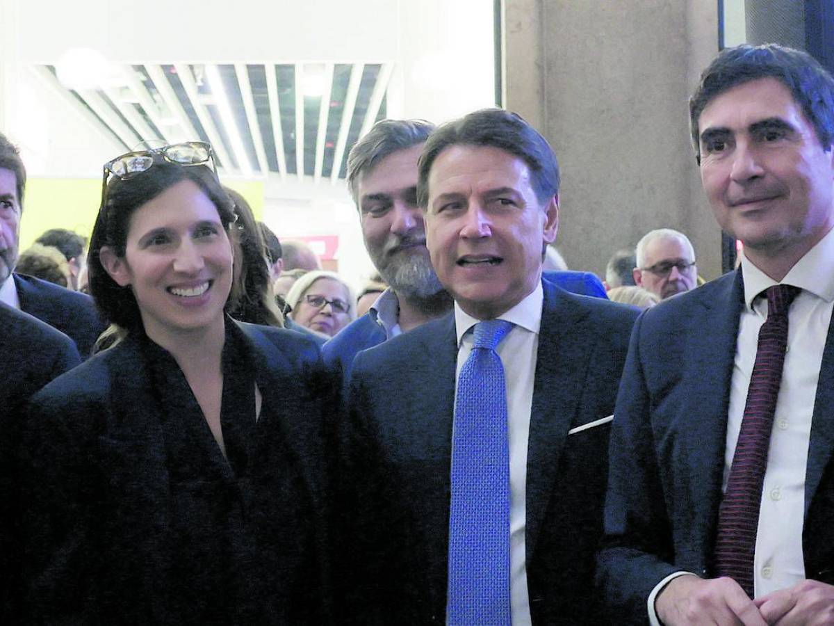 il campo largo si traveste da esecutivo da Ilgiornale.it il campo largo si traveste da esecutivo