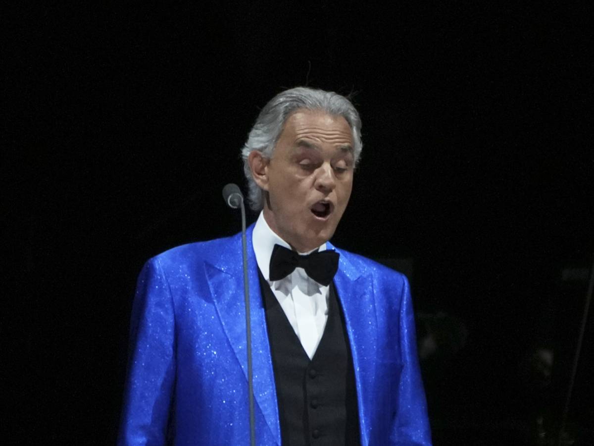 in trecentomila a mexico city il super pubblico di bocelli da Ilgiornale.it in trecentomila a mexico city il super pubblico di bocelli