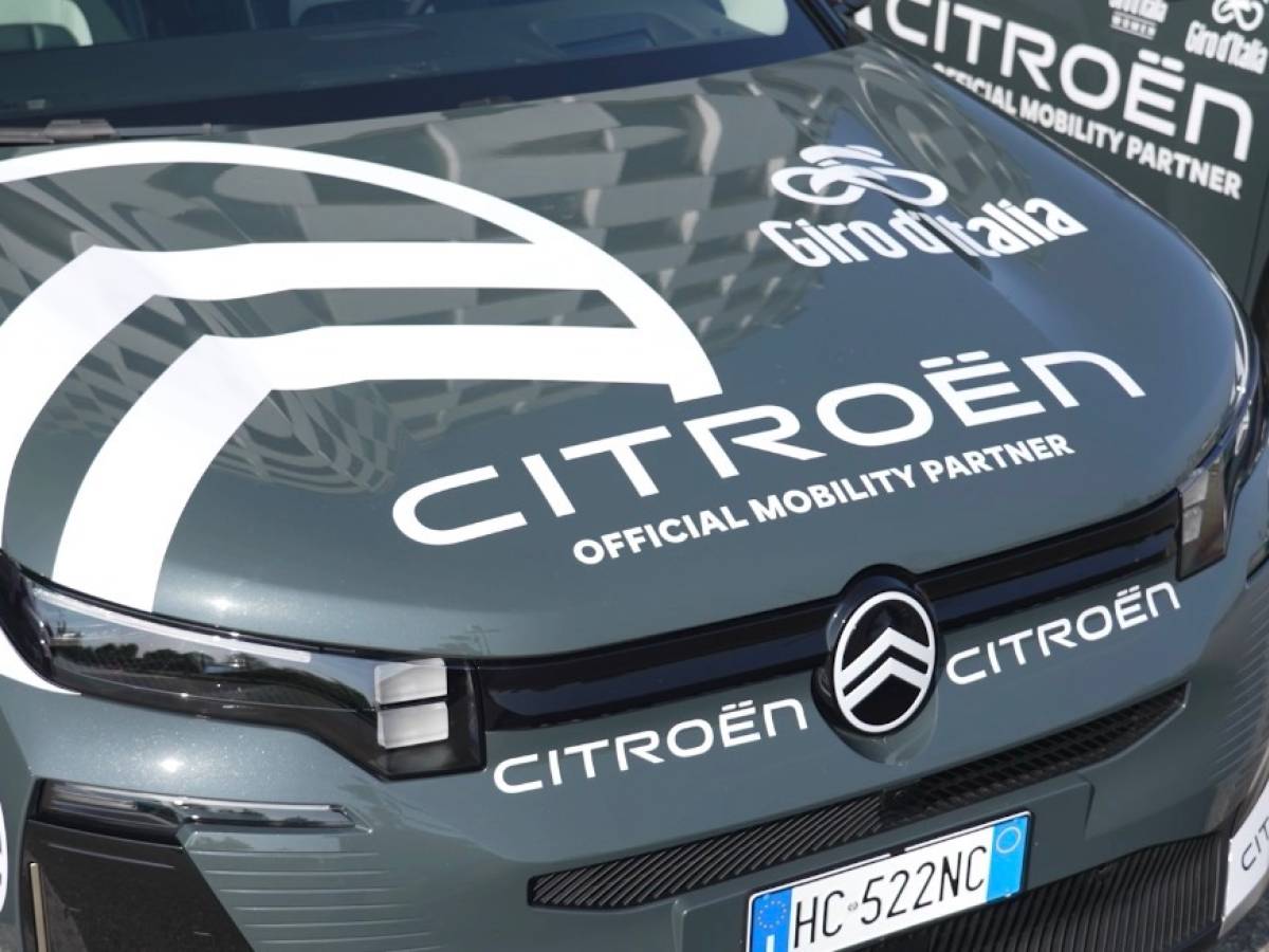 citro235n corre con il giro d8217italia la nuova c5 aircross diventa l8217ammiraglia del ciclismo italiano da Ilgiornale.it citro235n corre con il giro d8217italia la nuova c5 aircross diventa l8217ammiraglia del ciclismo italiano