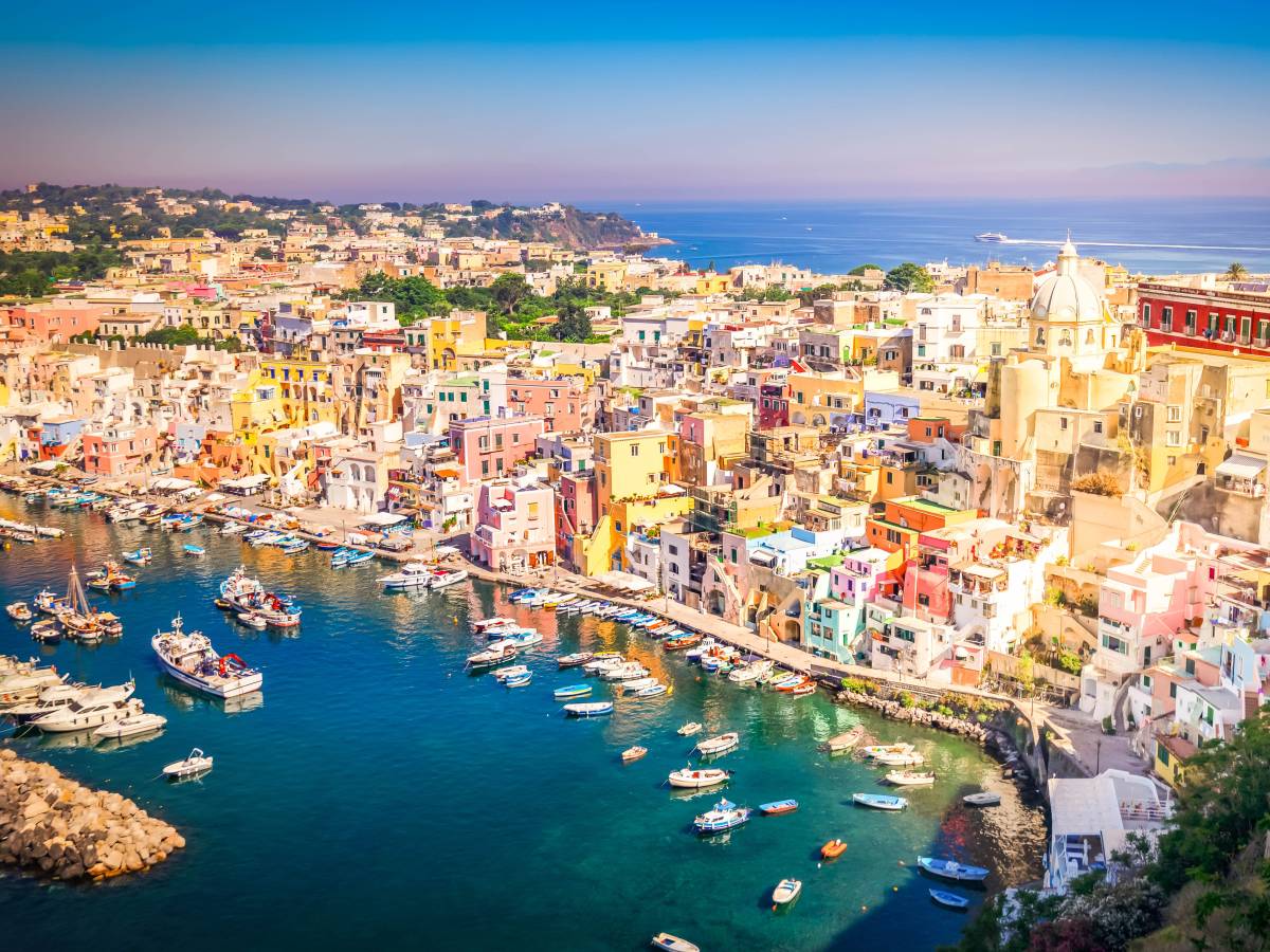 ischia procida e napoli dal 25 al 28 settembre con il giornale da Ilgiornale.it ischia procida e napoli dal 25 al 28 settembre con il giornale