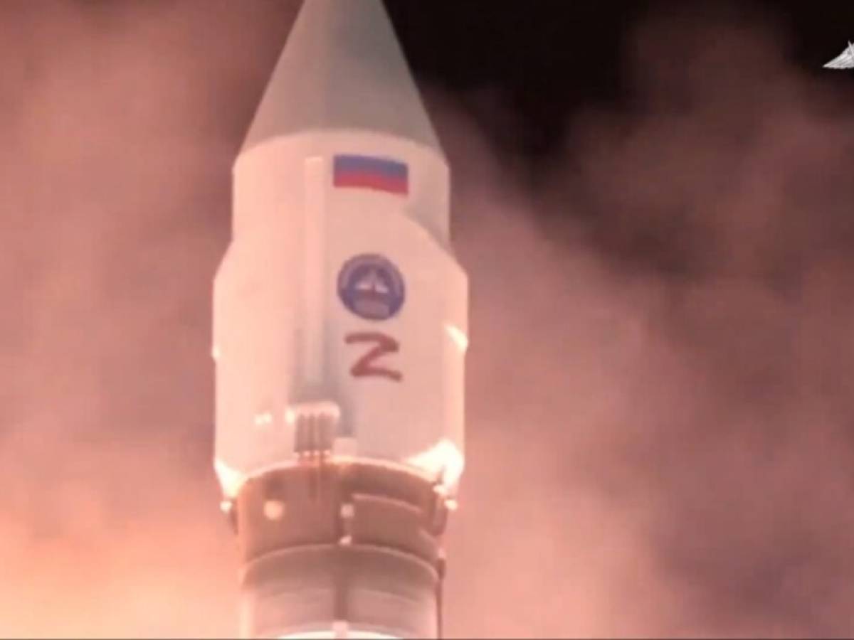 9 satelliti segreti russi in orbita cosa c 232 dietro la mossa di putin da Ilgiornale.it 9 satelliti segreti russi in orbita cosa c 232 dietro la mossa di putin