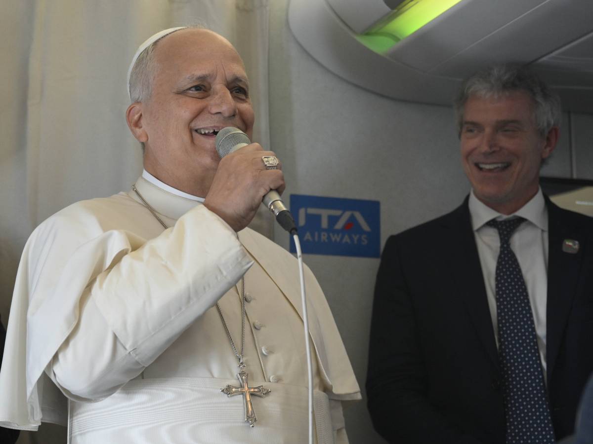 leone xiv frena sulle coppie gay no a benedizioni rituali ci sono questioni pi249 importanti di quelle sessuali da Ilgiornale.it leone xiv frena sulle coppie gay no a benedizioni rituali ci sono questioni pi249 importanti di quelle sessuali