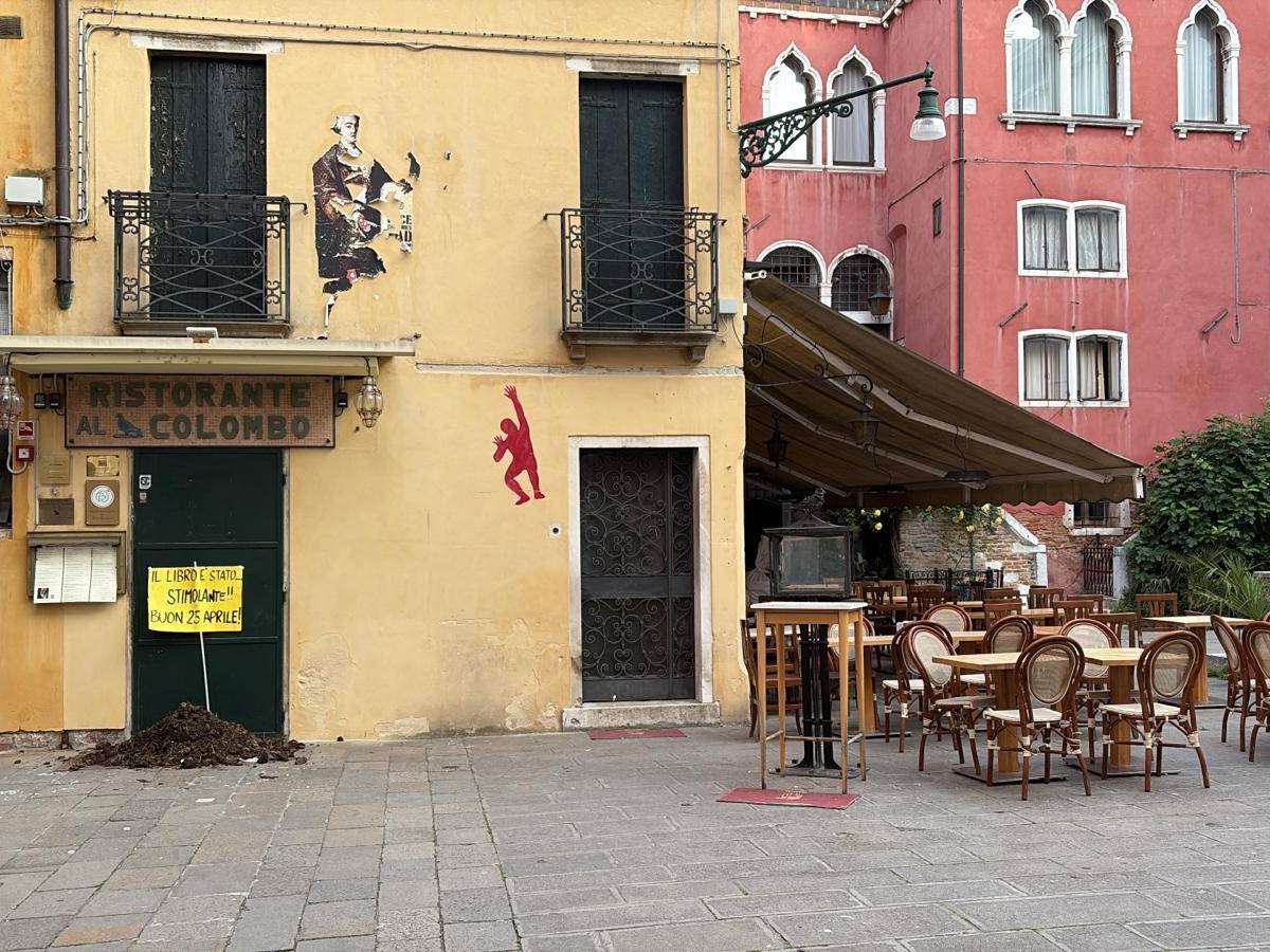 i censori rossi e le minacce al ristoratore cosa hanno fatto a venezia da Ilgiornale.it i censori rossi e le minacce al ristoratore cosa hanno fatto a venezia