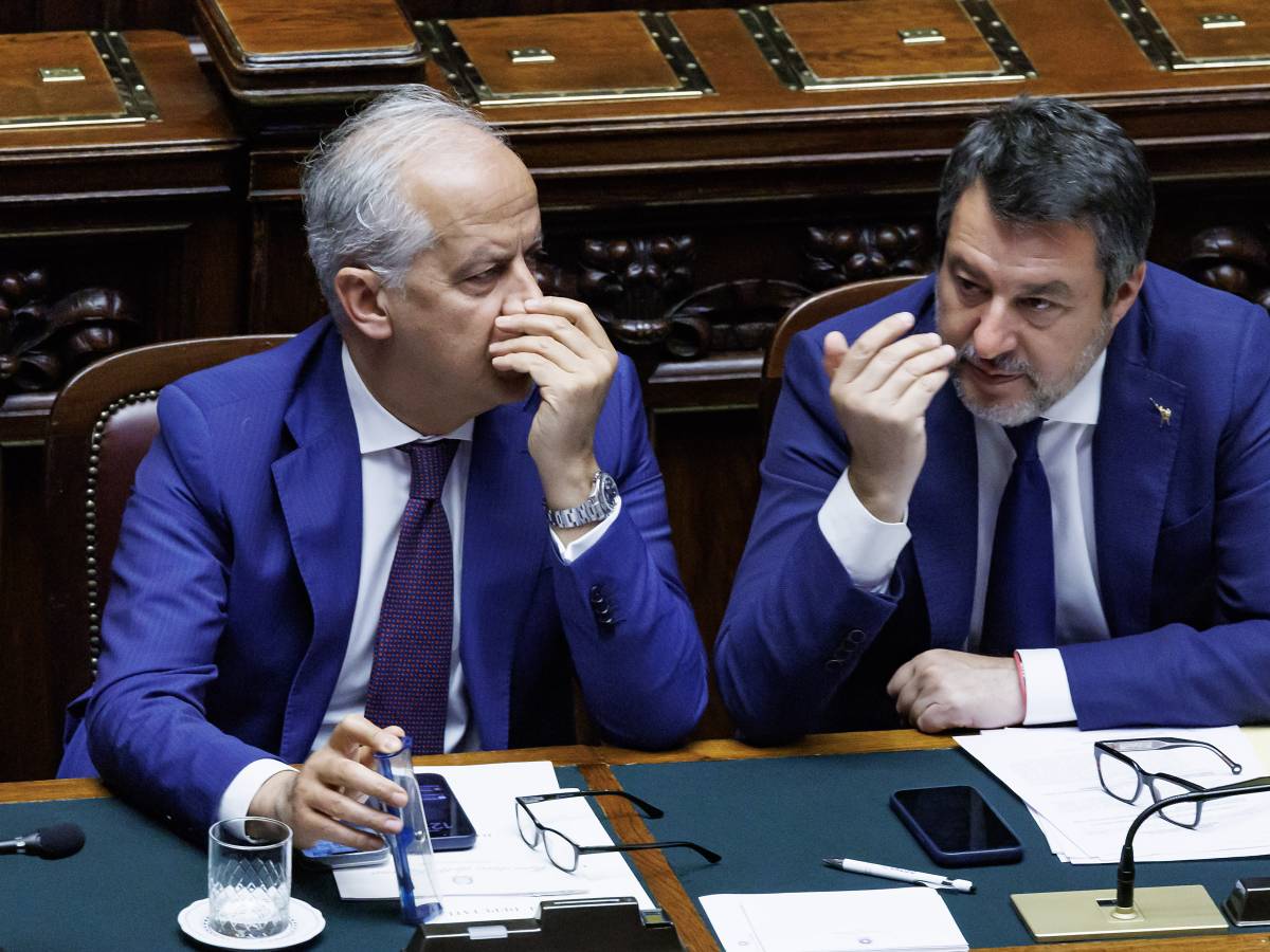 un contributo di 615 euro per chi aiuta gli immigrati a tornare al paese di origine da Ilgiornale.it un contributo di 615 euro per chi aiuta gli immigrati a tornare al paese di origine