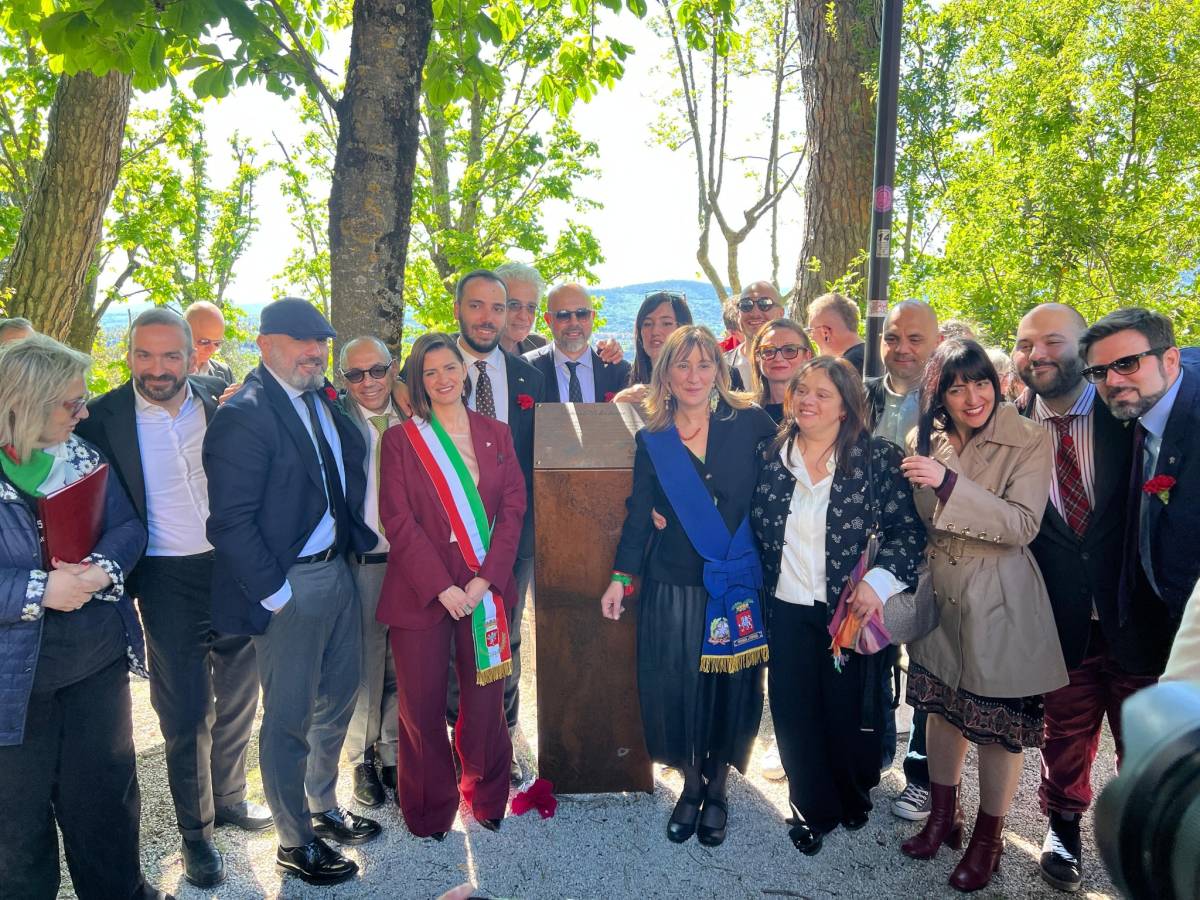 a perugia una targa in ricordo delle vittime lgbtqia del fascismo da Ilgiornale.it a perugia una targa in ricordo delle vittime lgbtqia del fascismo