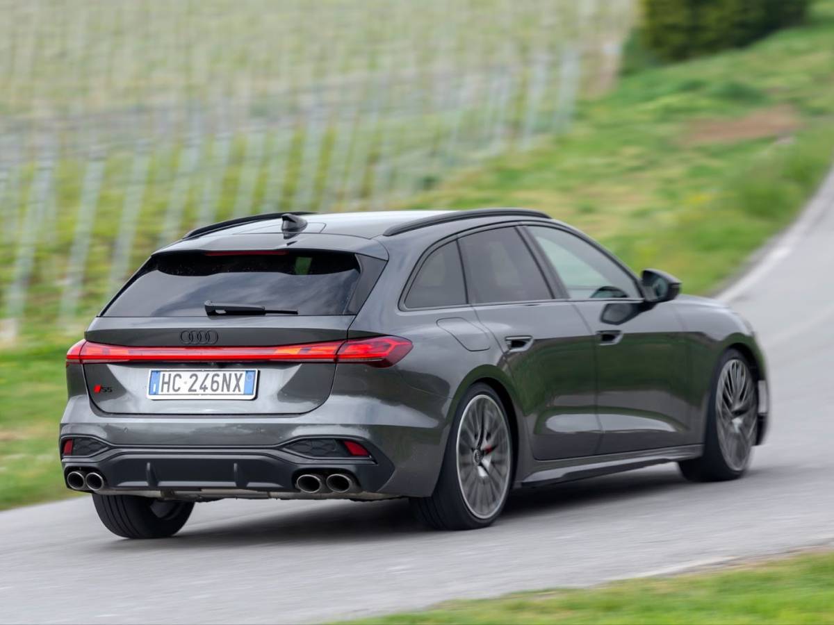 audi s5 avant 2026 v6 familiare di sostanza per passare inosservati da Ilgiornale.it audi s5 avant 2026 v6 familiare di sostanza per passare inosservati