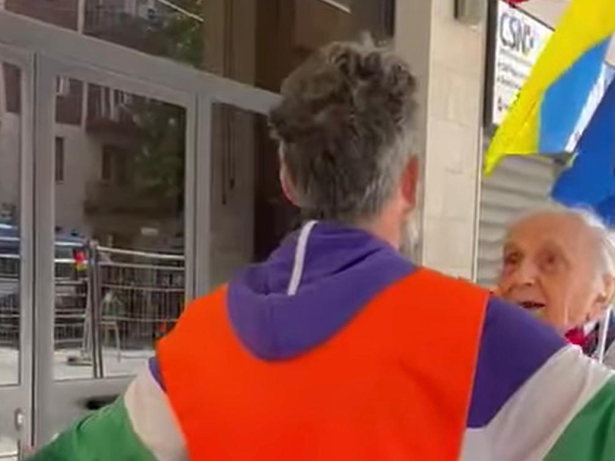 chi 232 l821781enne con la bandiera ucraina allontanato dal corteo di bologna da Ilgiornale.it chi 232 l821781enne con la bandiera ucraina allontanato dal corteo di bologna