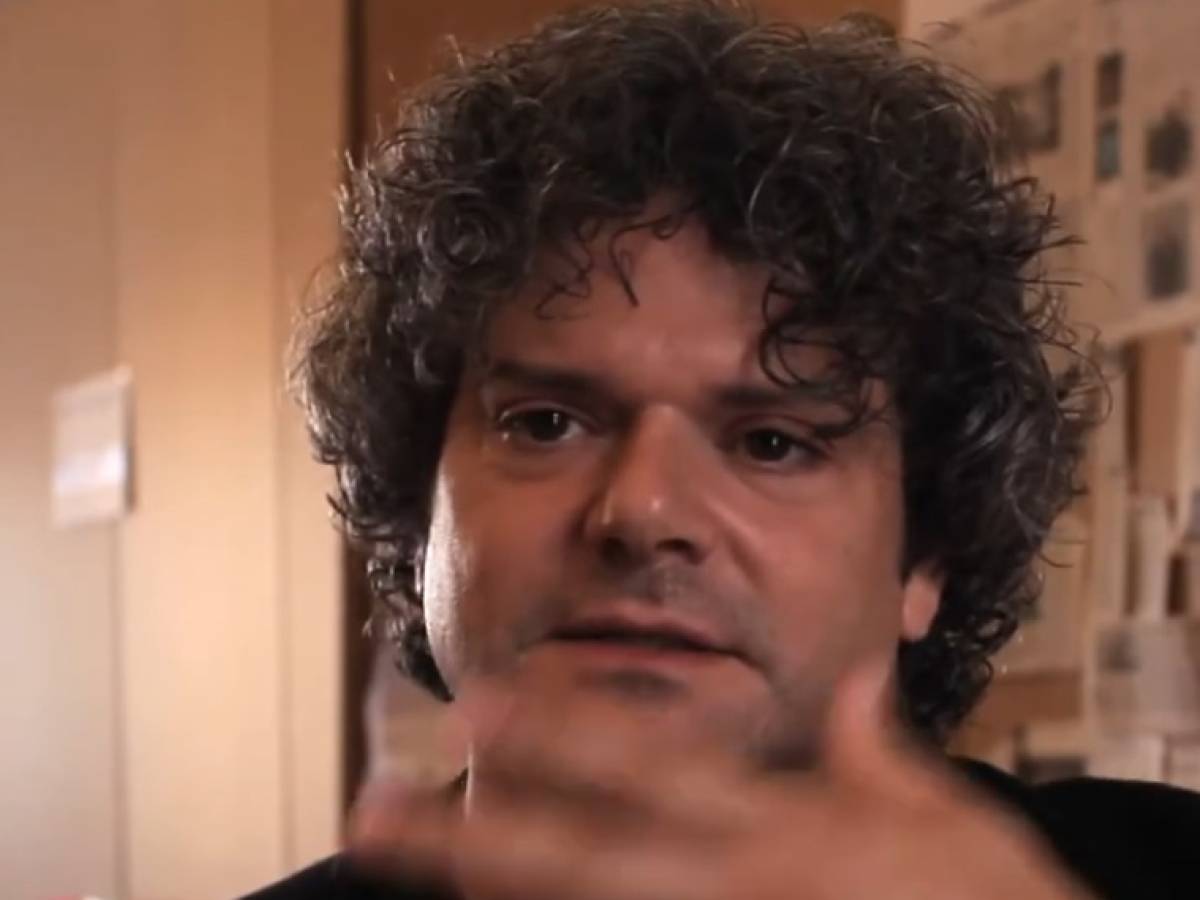 un pazzo ha cercato di uccidere un folle la versione del romanziere sull8217attacco a trump da Ilgiornale.it un pazzo ha cercato di uccidere un folle la versione del romanziere sull8217attacco a trump