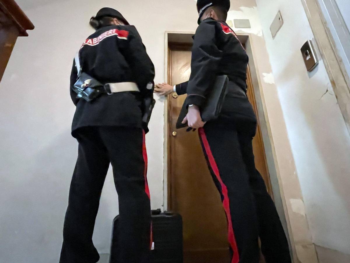 le occupano casa ferisce l8217abusivo e va in carcere ma l8217immobile resta occupato da Ilgiornale.it le occupano casa ferisce l8217abusivo e va in carcere ma l8217immobile resta occupato