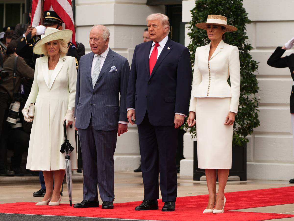 parata militare e banda dei marines cos236 trump ha accolto re carlo e camilla alla casa bianca da Ilgiornale.it parata militare e banda dei marines cos236 trump ha accolto re carlo e camilla alla casa bianca