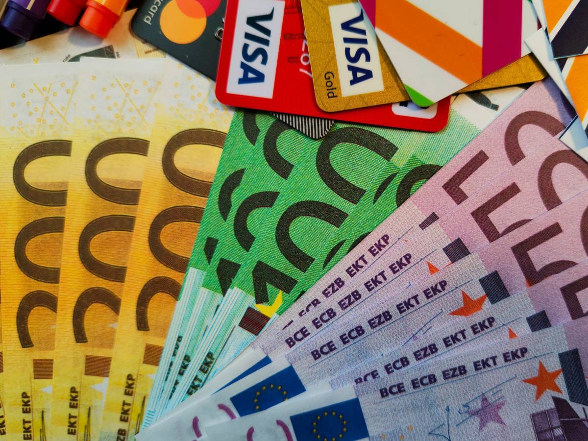 risparmi e operazioni bancarie quali importi sul tuo conto corrente attirano l attenzione del fisco da Ilgiornale.it risparmi e operazioni bancarie quali importi sul tuo conto corrente attirano l attenzione del fisco