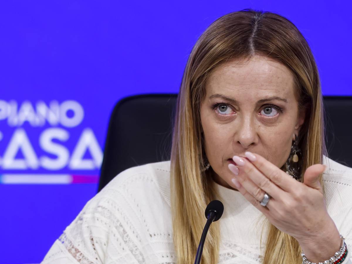 meloni irritata sul caso minetti ho gi224 risposto agli italiani interessa il lavoro del governo da Ilgiornale.it meloni irritata sul caso minetti ho gi224 risposto agli italiani interessa il lavoro del governo