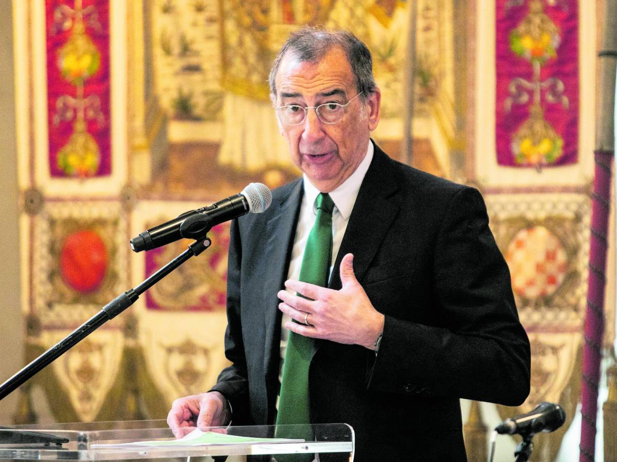 ennesimo ping pong e sala convoca i suoi un anno 232 lungo da Ilgiornale.it ennesimo ping pong e sala convoca i suoi un anno 232 lungo