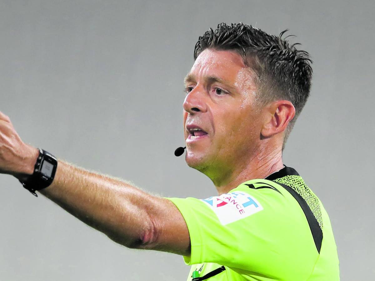 loro non vogliono pi249 vedere quell arbitro da Ilgiornale.it loro non vogliono pi249 vedere quell arbitro