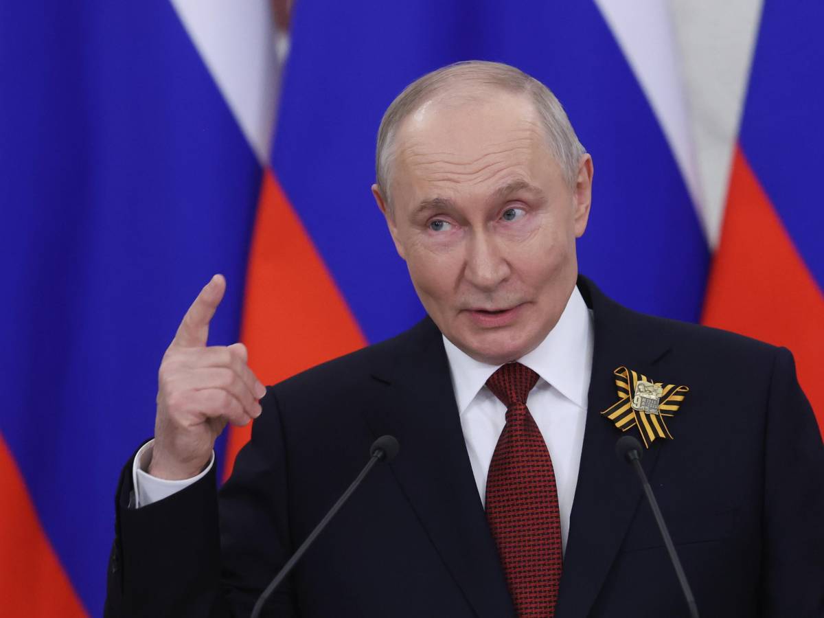 teme di essere ucciso cos236 putin ha vietato gli orologi da polso al suo staff durante le riunioni da Ilgiornale.it teme di essere ucciso cos236 putin ha vietato gli orologi da polso al suo staff durante le riunioni