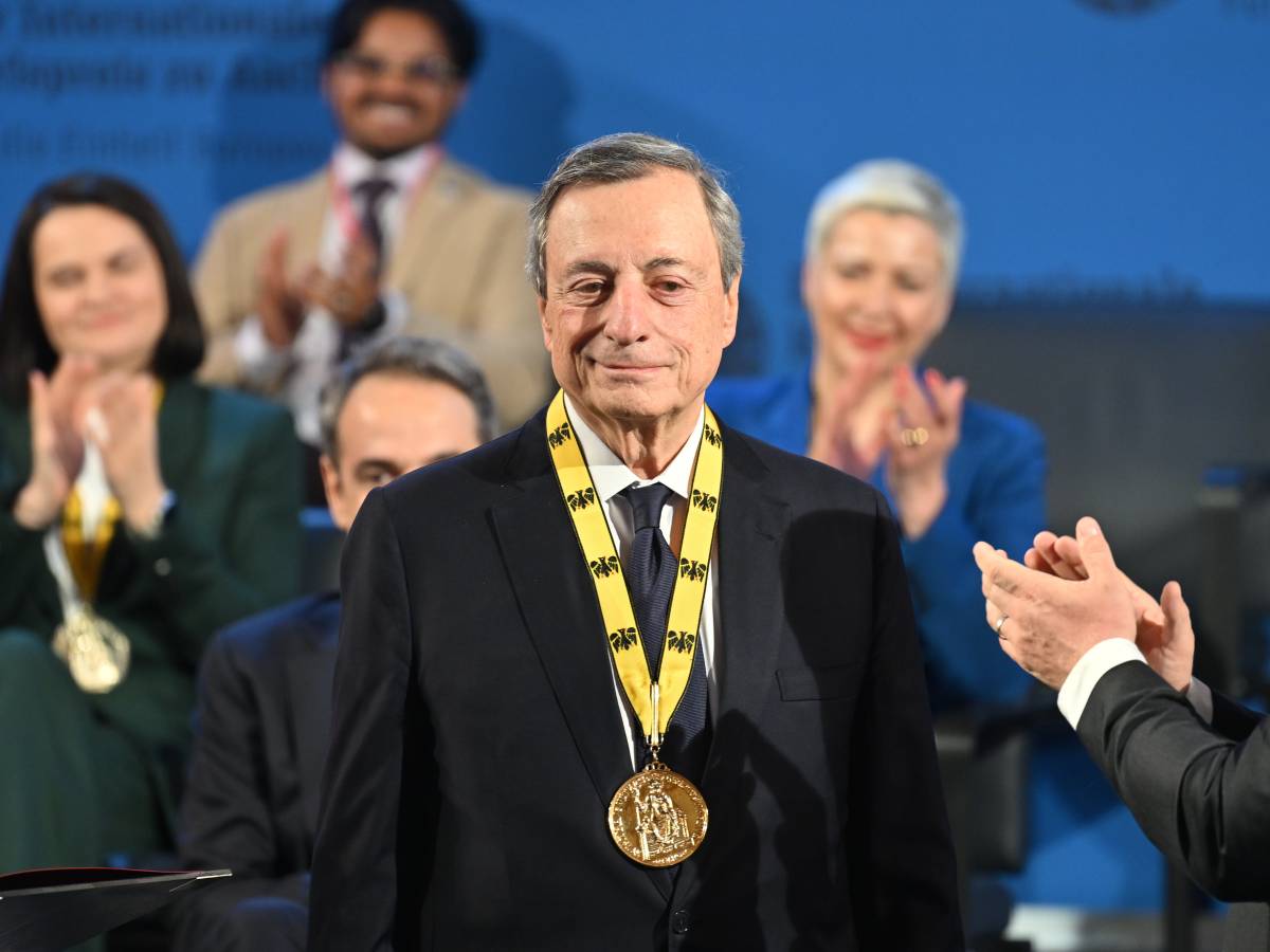 il punto d incontro tra giorgia e draghi da Ilgiornale.it il punto d incontro tra giorgia e draghi