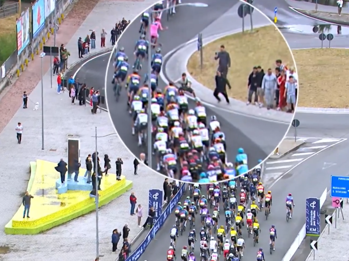 manate ai ciclisti lanciati ad alta velocit224 in curva la follia al giro d8217italia denuncia e daspo per due giovani da Ilgiornale.it manate ai ciclisti lanciati ad alta velocit224 in curva la follia al giro d8217italia denuncia e daspo per due giovani