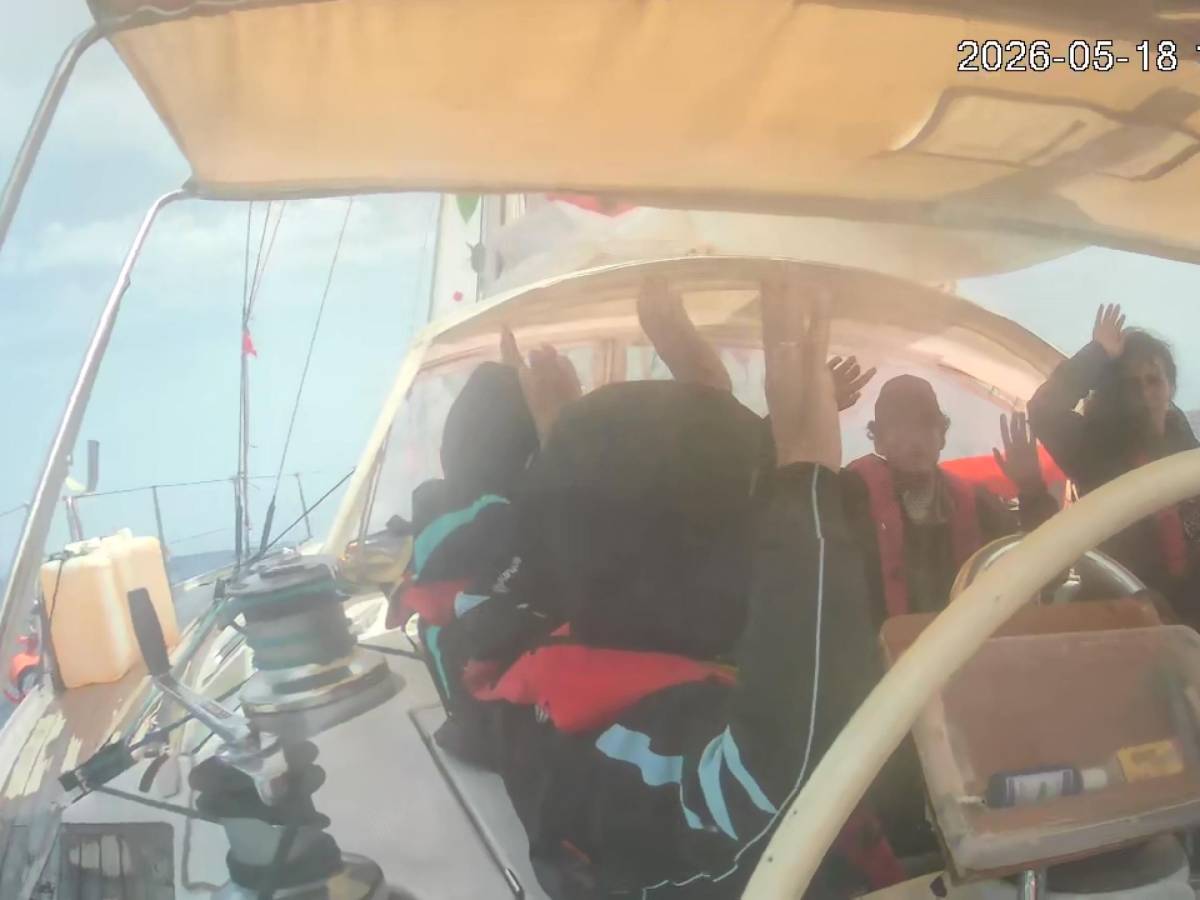 flotilla 27 italiani fermati proiettili di gomma contro gli attivisti tajani chiede verifica urgente a israele da Ilgiornale.it flotilla 27 italiani fermati proiettili di gomma contro gli attivisti tajani chiede verifica urgente a israele