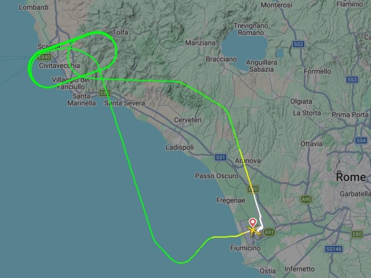 paura a fiumicino airbus striscia la coda in pista atterraggio d8217emergenza dopo il decollo da Ilgiornale.it paura a fiumicino airbus striscia la coda in pista atterraggio d8217emergenza dopo il decollo