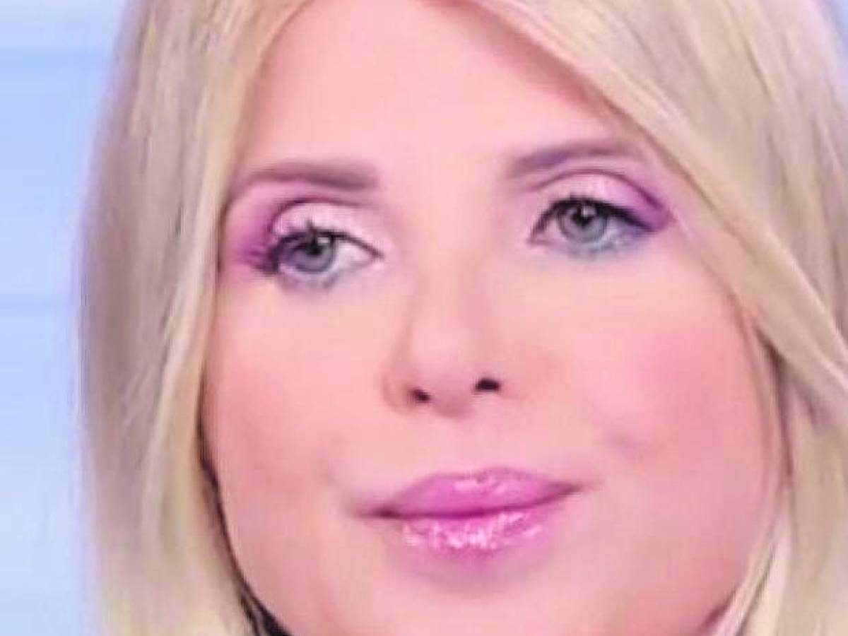 la borrelli si scusa e prende una pausa dal video da Ilgiornale.it la borrelli si scusa e prende una pausa dal video