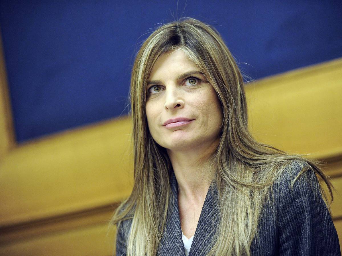 ravetto lascia la lega vado con vannacci lei non ci merita da Ilgiornale.it ravetto lascia la lega vado con vannacci lei non ci merita
