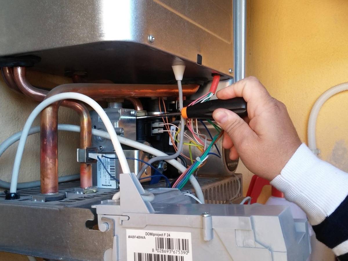 occhio alla truffa del finto tecnico della caldaia sottratti 30mila euro da Ilgiornale.it occhio alla truffa del finto tecnico della caldaia sottratti 30mila euro