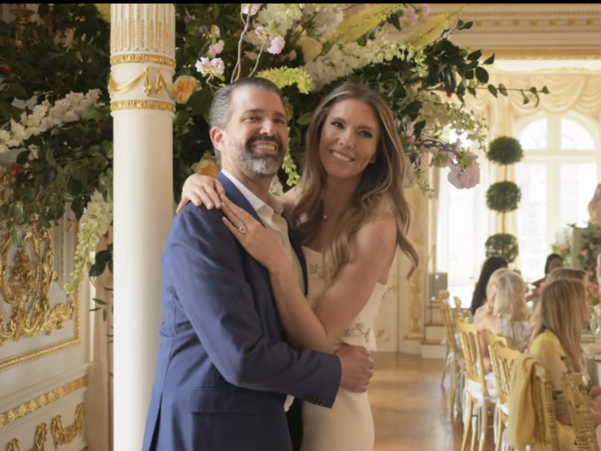 donald trump jr sposa bettina anderson nozze blindate alle bahamas il presidente usa diserta da Ilgiornale.it donald trump jr sposa bettina anderson nozze blindate alle bahamas il presidente usa diserta