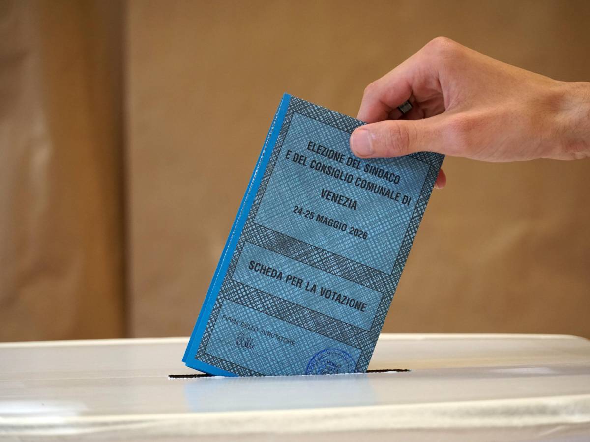 elezioni amministrative urne aperte fino alle 15 alle 23 di ieri affluenza al 4631 da Ilgiornale.it elezioni amministrative urne aperte fino alle 15 alle 23 di ieri affluenza al 4631