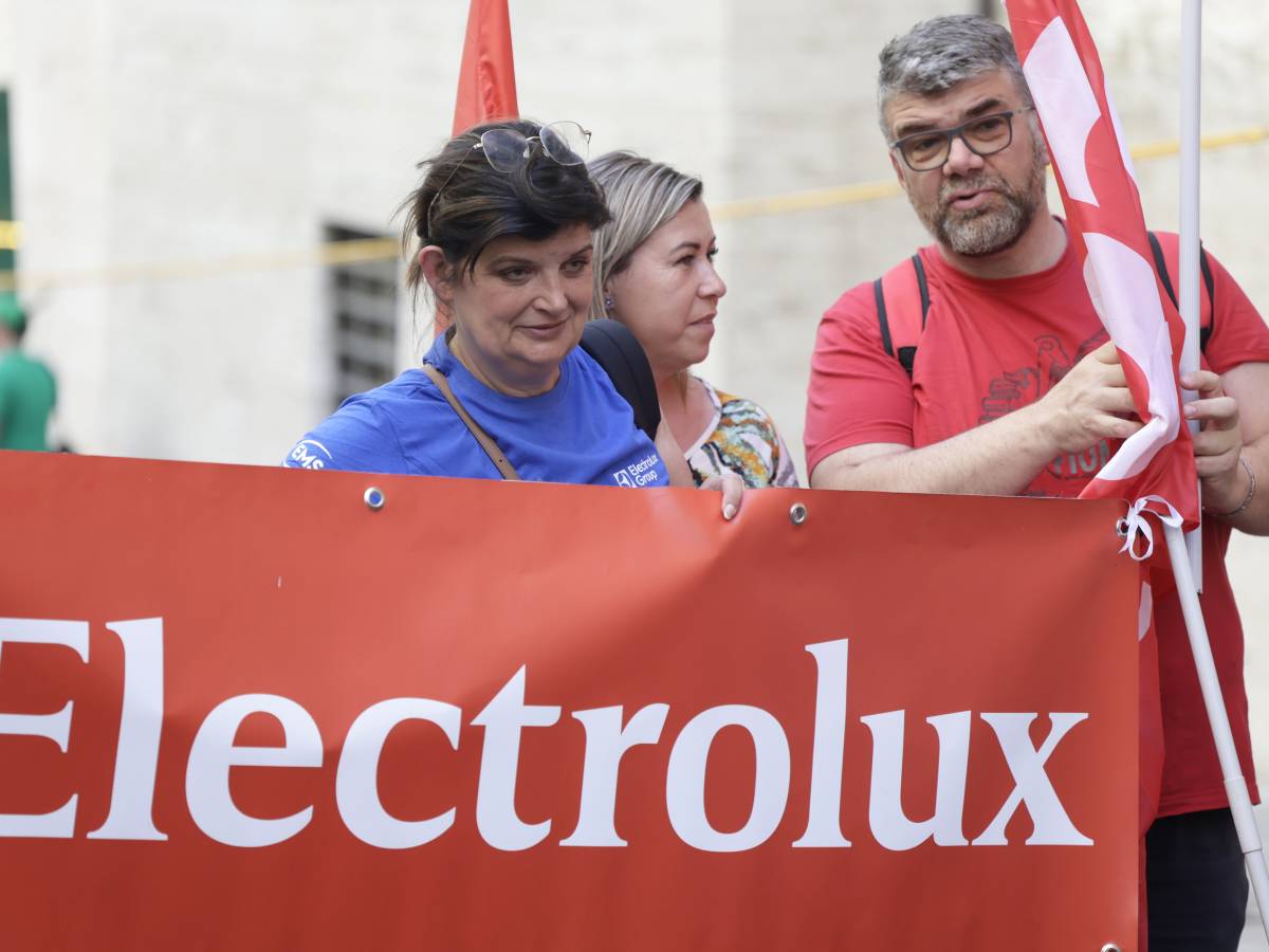 electrolux il piano incubo da 1719 tagli 232 sul tavolo da Ilgiornale.it electrolux il piano incubo da 1719 tagli 232 sul tavolo